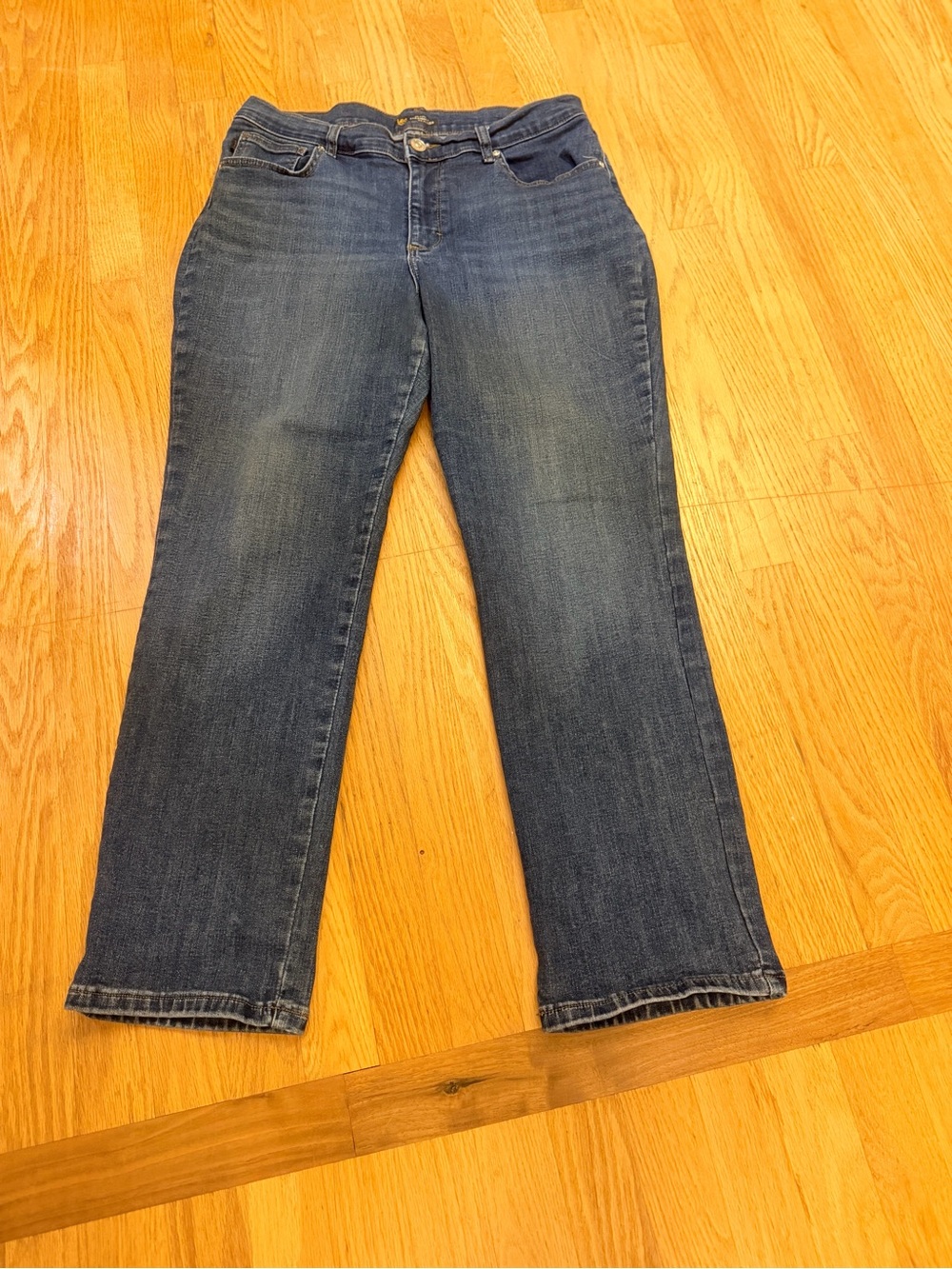 Women's Size 14 "Lee" Boot Cut Jeans in Dark Blue Wash GUC